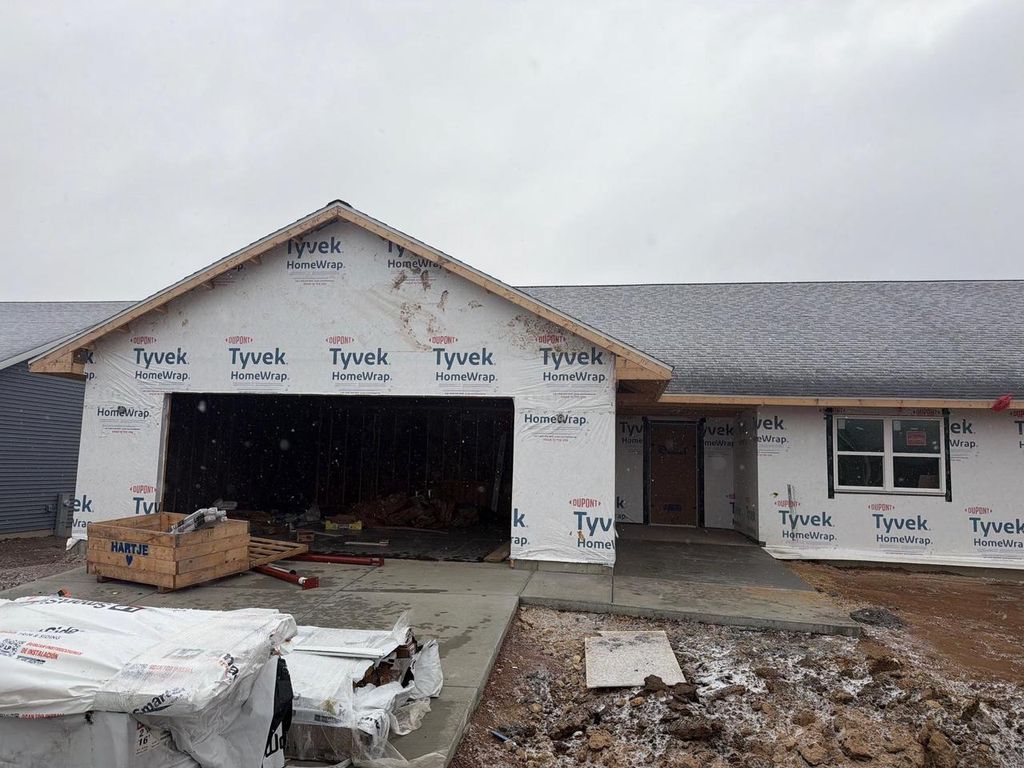 Photo of 614 Roosevelt STREET, Baraboo, WI 53913 (MLS # 2013193)