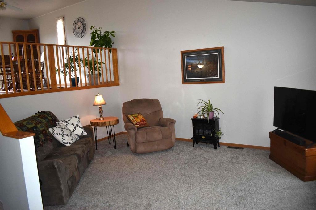 Photo of 5757 Sandpiper DRIVE, Stevens Point, WI 54482 (MLS # 22505355)