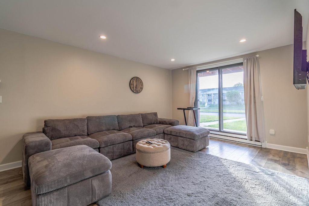 Photo of 10345 W Whitnall Edge DRIVE #101, Franklin, WI 53132 (MLS # 1963712)