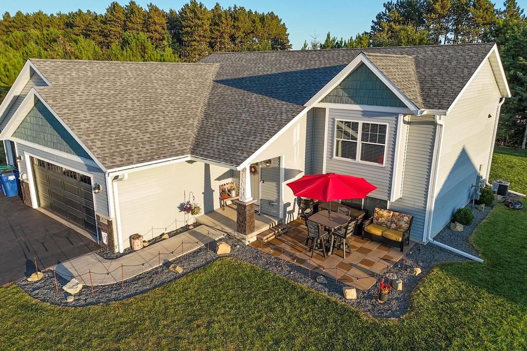 Photo of 2617 Canterbury DRIVE, Kronenwetter, WI 54455 (MLS # 22504635)