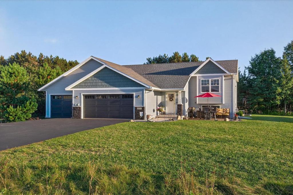 Photo of 2617 Canterbury DRIVE, Kronenwetter, WI 54455 (MLS # 22504635)