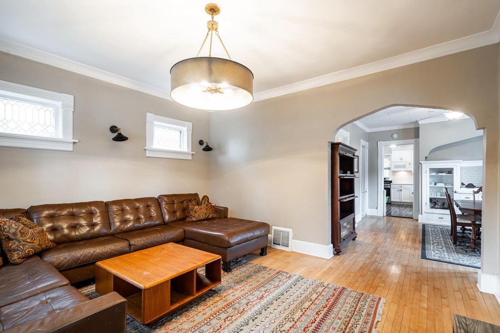 Photo of 2401 S Williams STREET, Milwaukee, WI 53207 (MLS # 1982579)