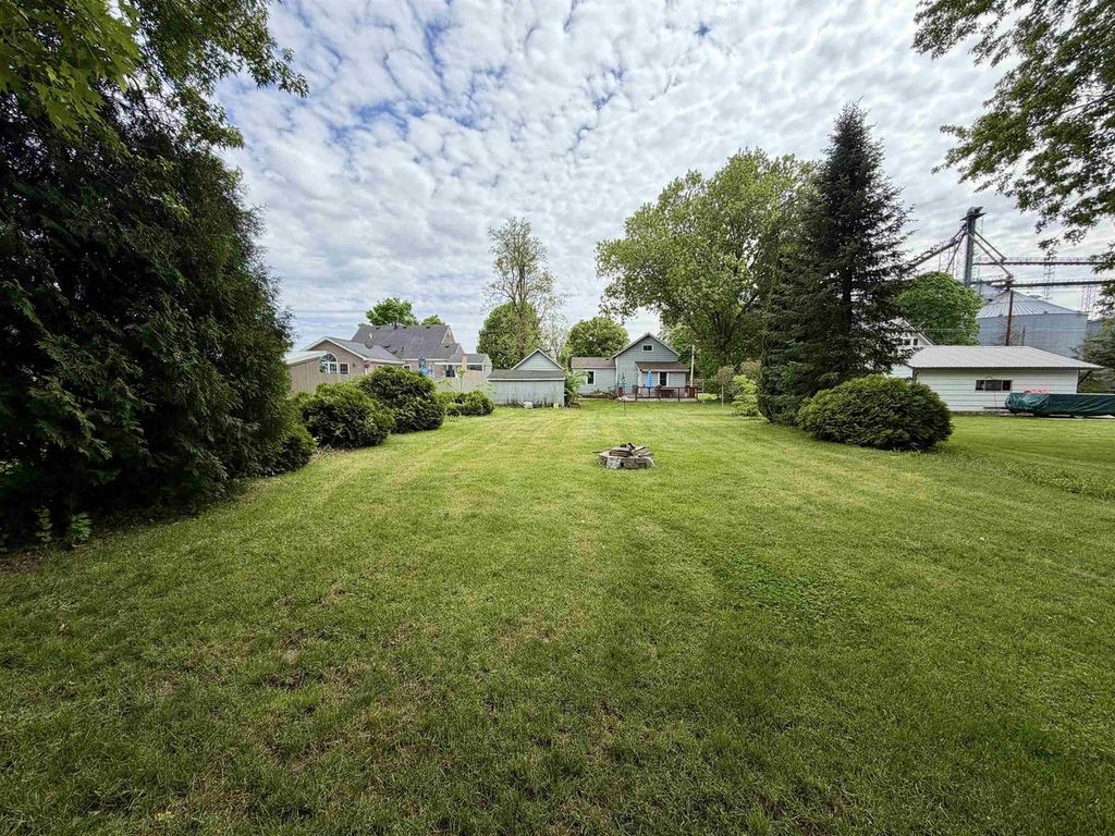 Photo of 320 W Brodhead STREET, Orfordville, WI 53576 (MLS # 2023070)