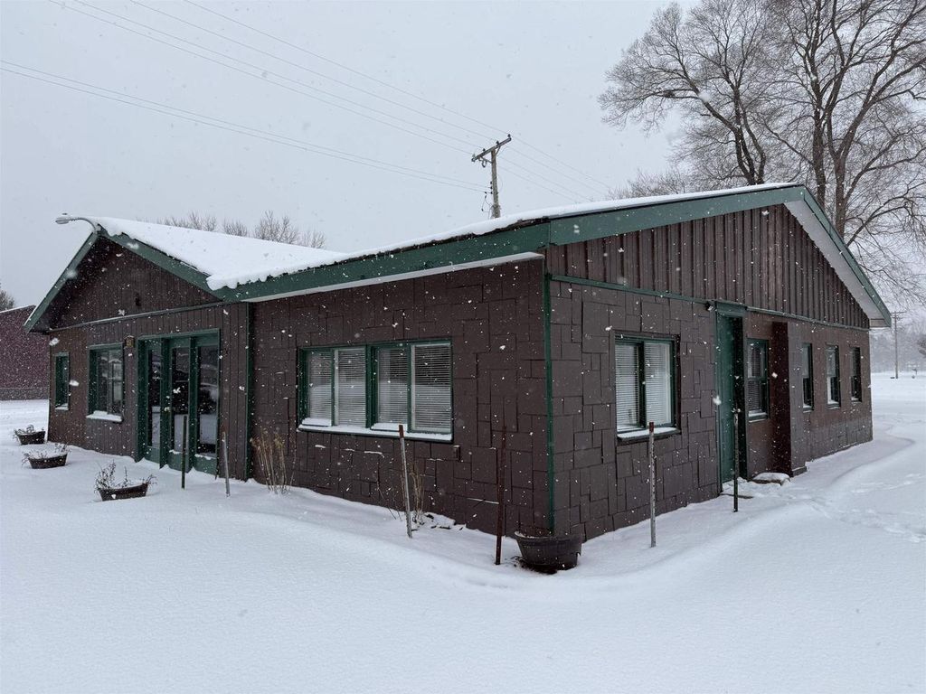 Photo of 358 S Oak STREET, Lone Rock, WI 53556 (MLS # 2015072)