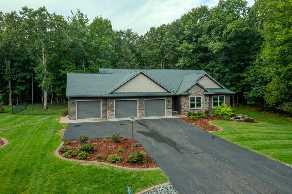 Photo of 6807 N Apache LANE, Weston, WI 54476 (MLS # 22604373)