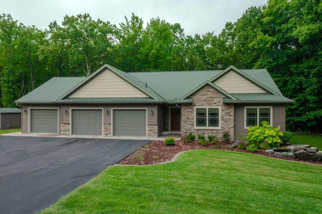 Photo of 6807 N Apache LANE, Weston, WI 54476 (MLS # 22604373)