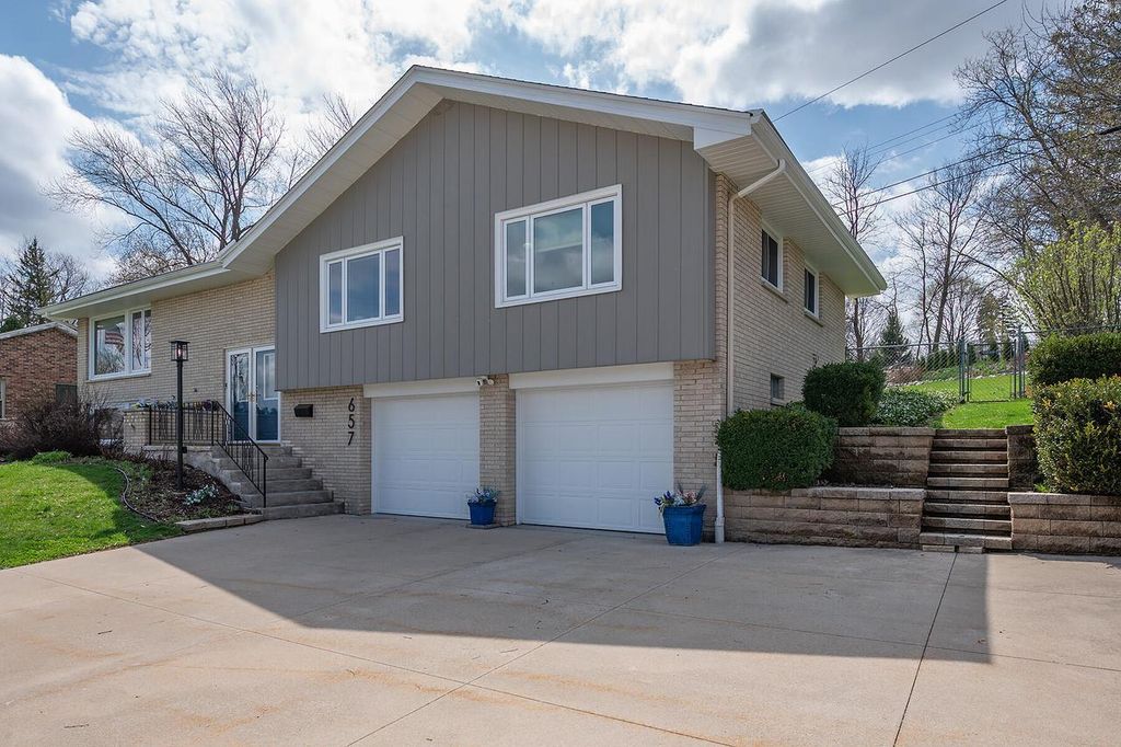 Photo of 657 Brandt COURT, Pewaukee, WI 53072 (MLS # 1958206)