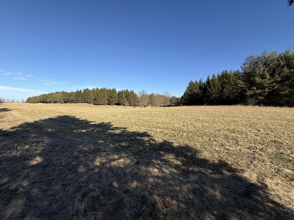 Photo of Lt4 E Hawthorne DRIVE #CSM4314, Saukville, WI 53080 (MLS # 1944041)