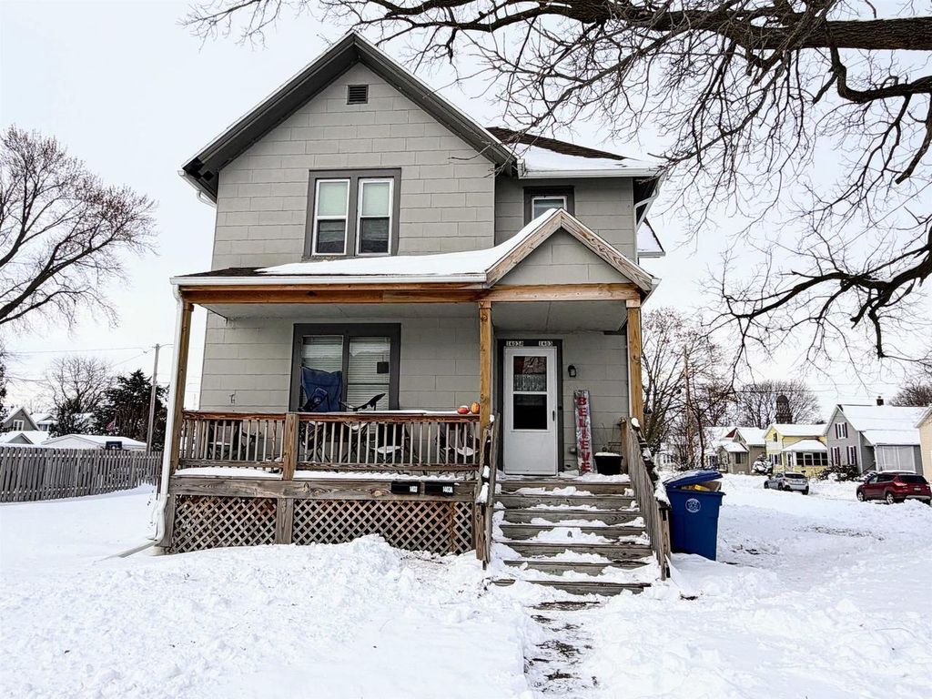 Photo of 1403 S Main STREET, Oshkosh, WI 54902 (MLS # 50319884)