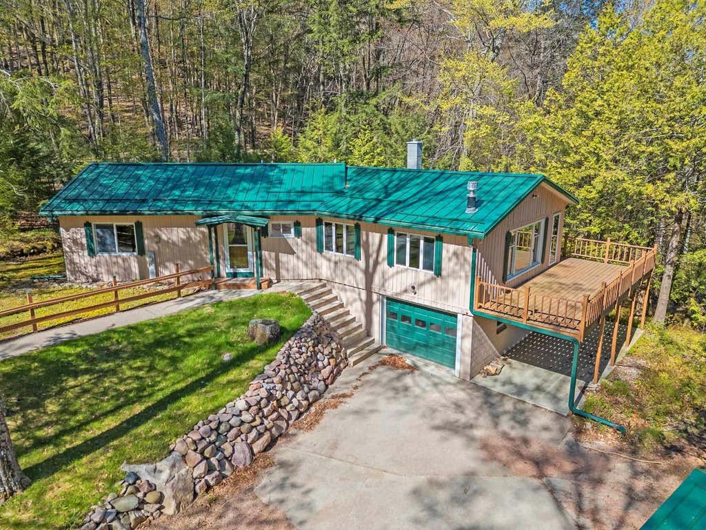 Photo of W11430 Riverside ROAD, Marion, WI 54950 (MLS # 50330885)