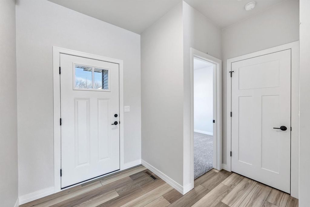 Photo of 1270 Autumn Field LANE, De Pere, WI 54115 (MLS # 50322220)