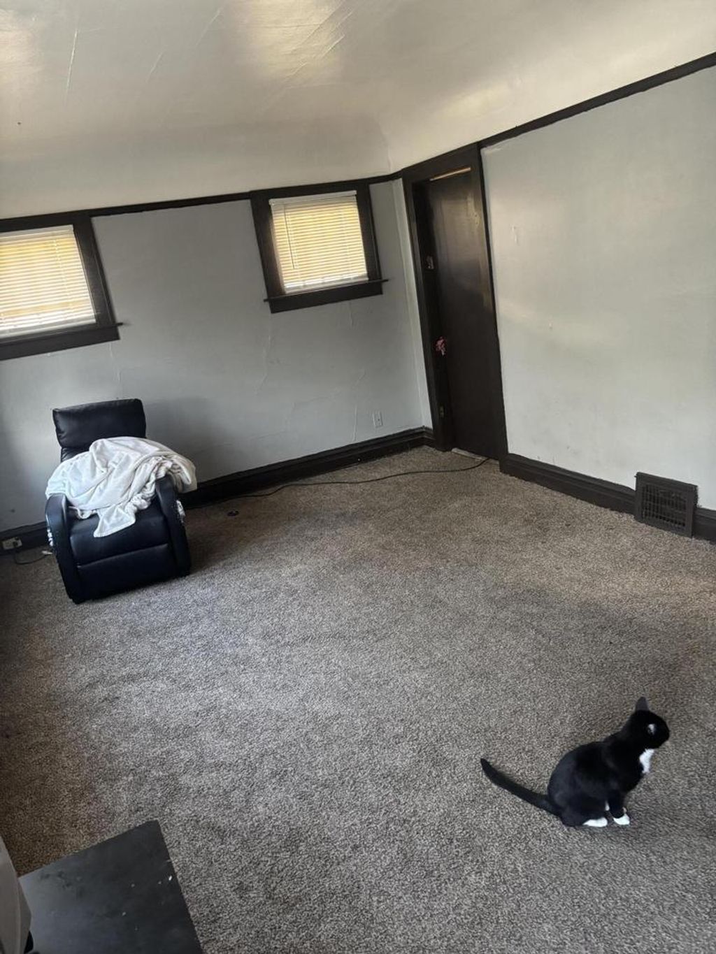 Photo of 2333 W Finn PLACE, Milwaukee, WI 53206 (MLS # 1939783)