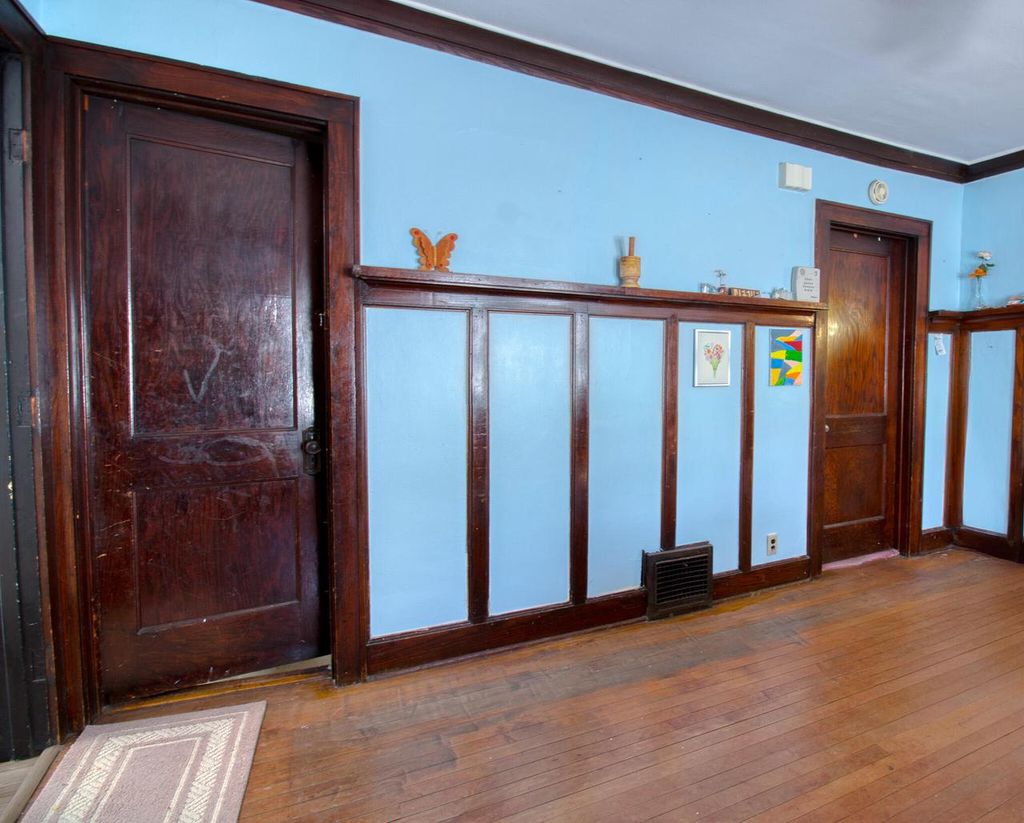 Photo of 2729 S 14th STREET, Milwaukee, WI 53215 (MLS # 1962757)