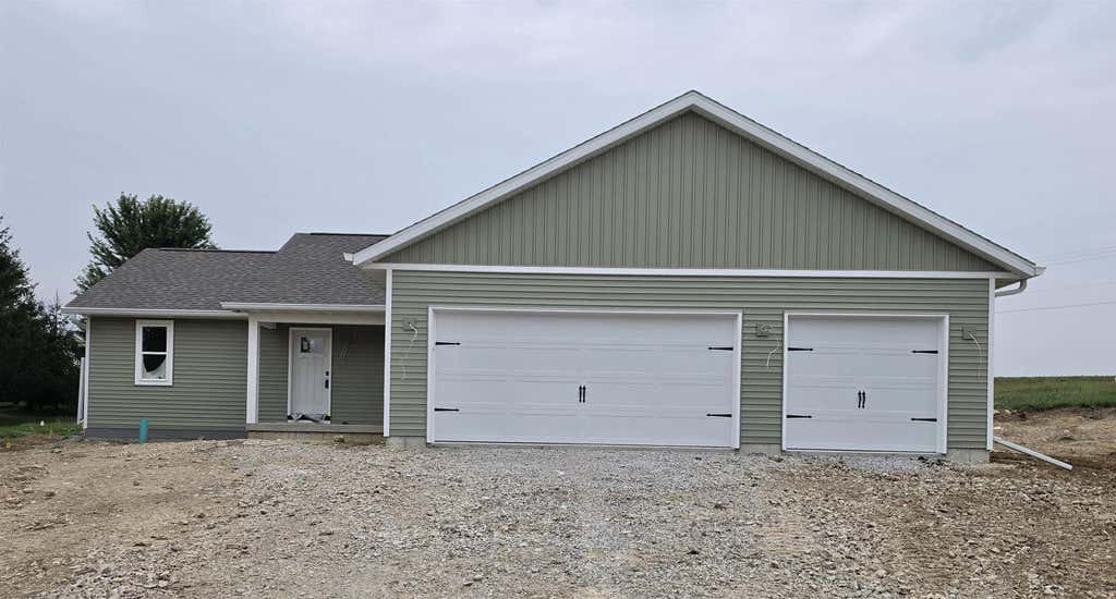 Photo of 114 J P COURT, Eden, WI 53019 (MLS # 50330992)