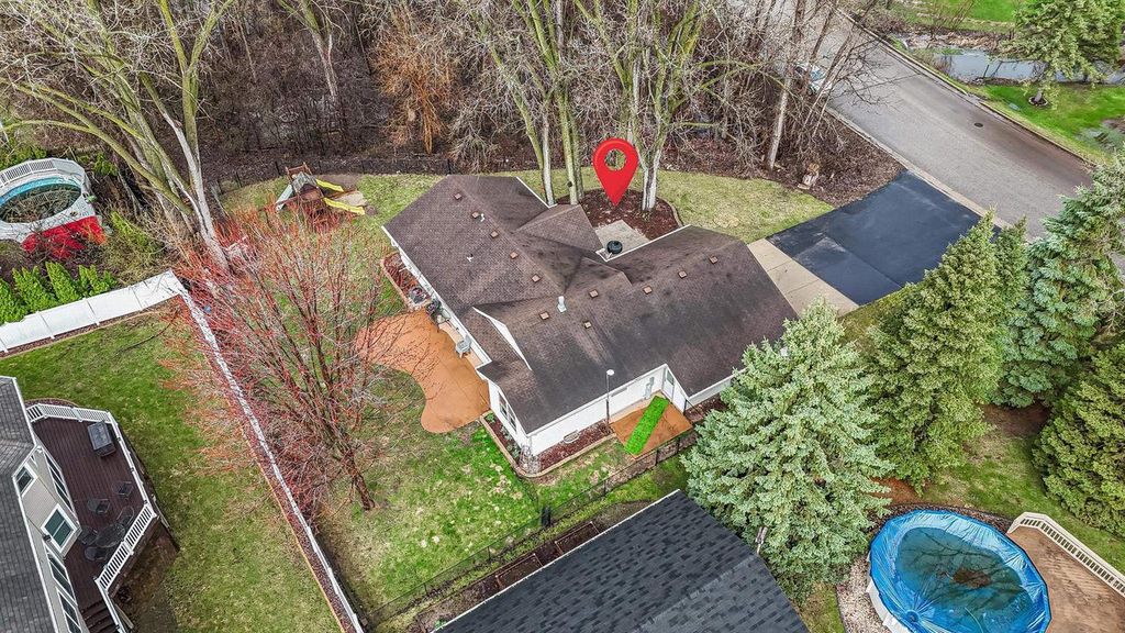 Photo of 2611 W Glendale AVENUE, Appleton, WI 54914 (MLS # 50323834)