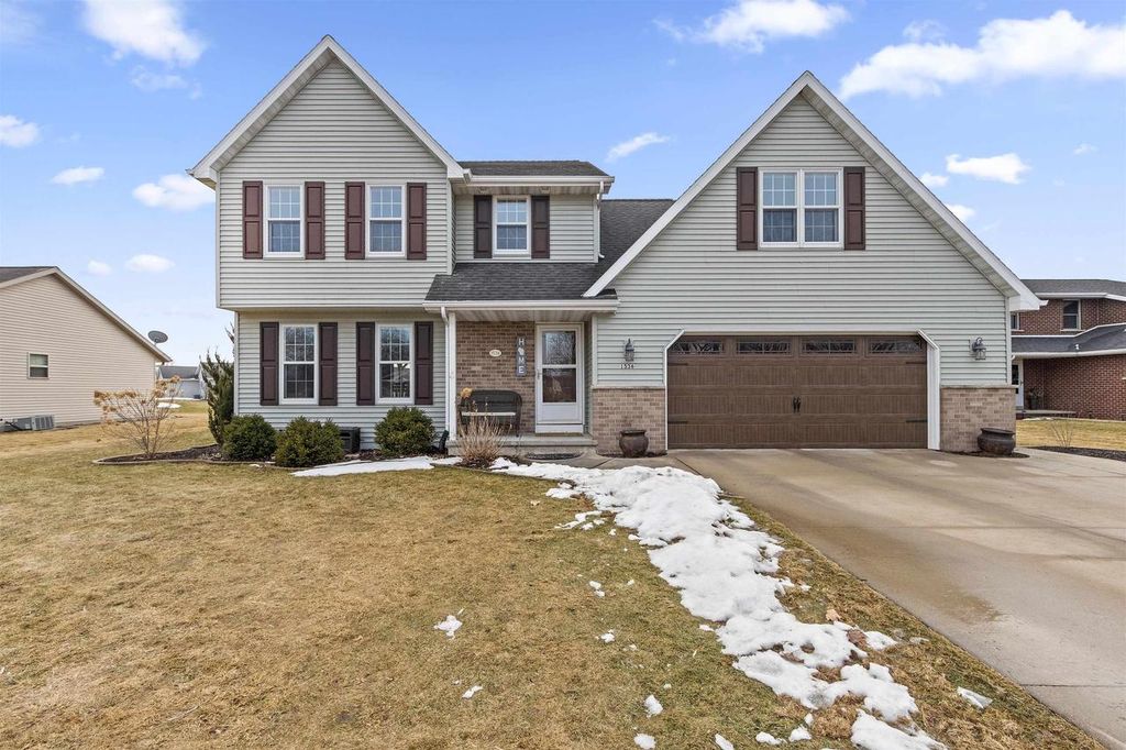 Photo of 1536 van ROAD, Green Bay, WI 54311 (MLS # 50321325)