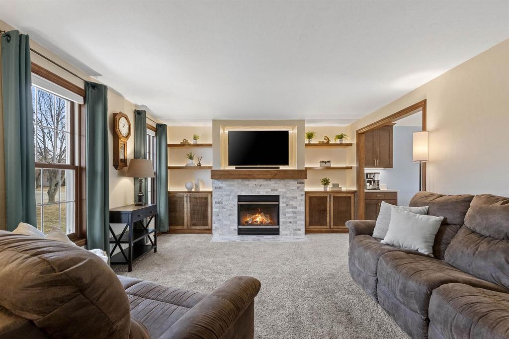 Photo of 1536 van ROAD, Green Bay, WI 54311 (MLS # 50321325)