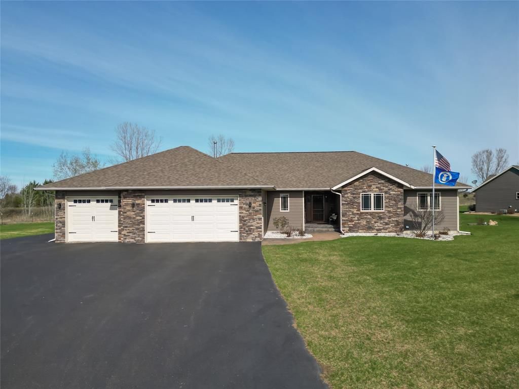 Photo of 17344 109th AVENUE, Chippewa Falls, WI 54729 (MLS # 1600274)