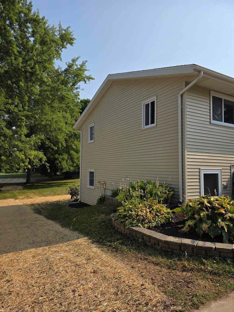 Photo of 5802 Sauk LANE, Mcfarland, WI 53558 (MLS # 2029731)