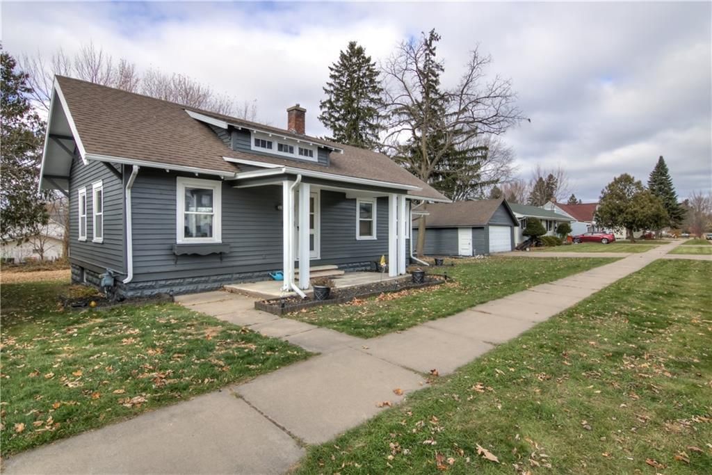 Photo of 601 Park AVENUE, Stanley, WI 54768 (MLS # 1597031)