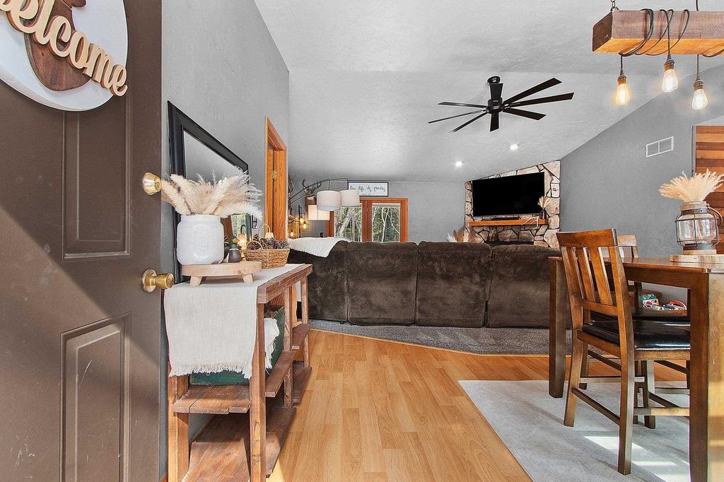 Photo of 6722 Oconto River Shores LANE, Oconto Falls, WI 54154 (MLS # 50325185)