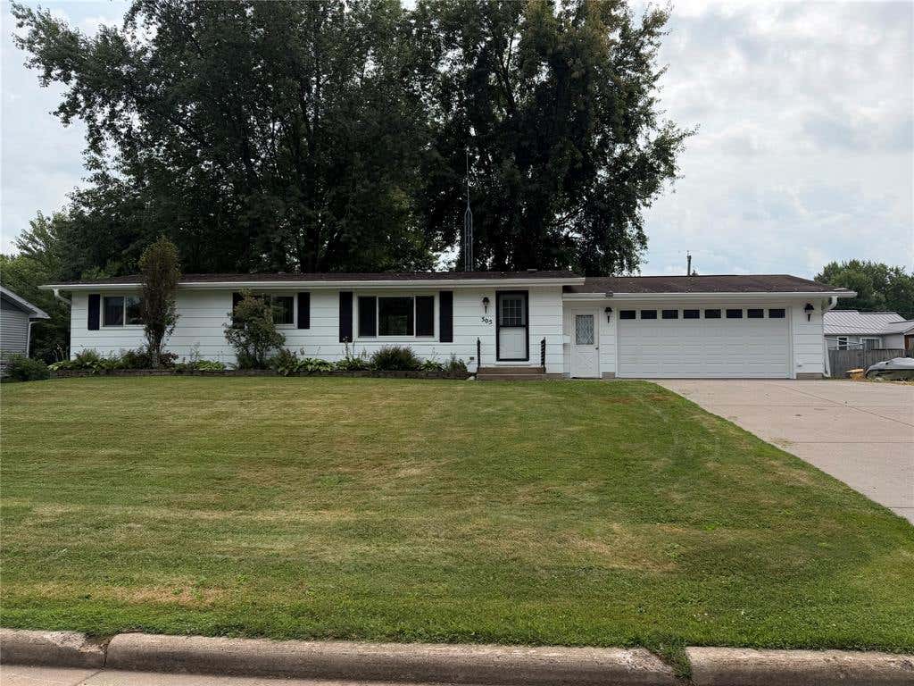 Photo of 305 W Elm STREET, Thorp, WI 54771 (MLS # 1604131)