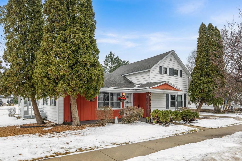 Photo of 213 W Main STREET, Princeton, WI 54968 (MLS # 2014548)