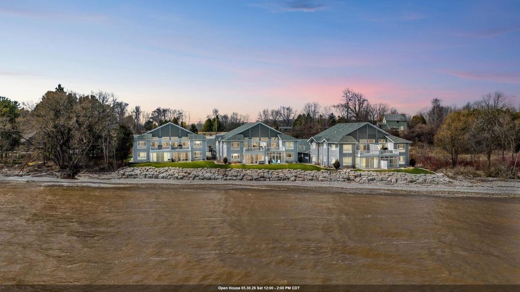 Photo of 2614 Lake STREET, Algoma, WI 54201 (MLS # 50324265)
