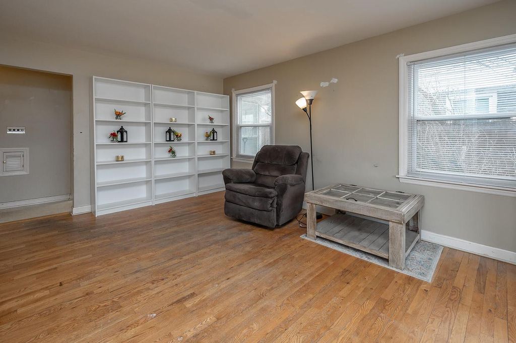 Photo of 4462 S Lake DRIVE, Cudahy, WI 53110 (MLS # 1955330)