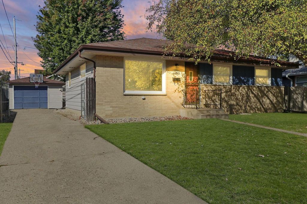 Photo of 7840 43rd AVENUE, Kenosha, WI 53142 (MLS # 1944356)