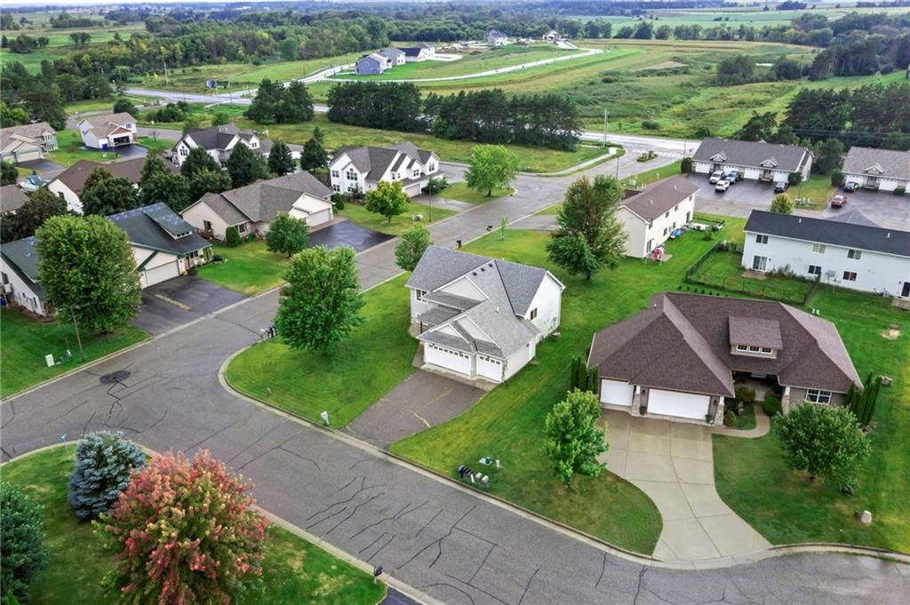 Photo of 1337 Eagle COURT, New Richmond, WI 54017 (MLS # 1597155)