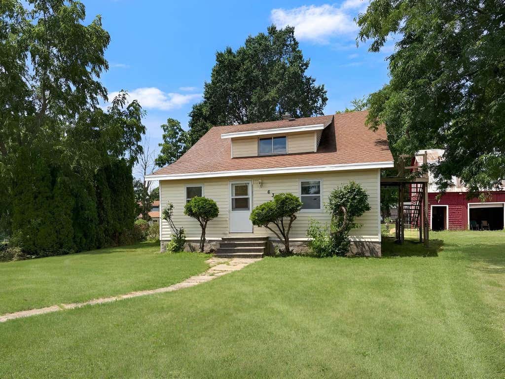 Photo of 635 Elm STREET, Omro, WI 54963 (MLS # 50329981)
