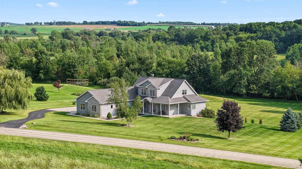 Photo of W5412 Bowe LANE, Fond Du Lac, WI 54937 (MLS # 50331529)
