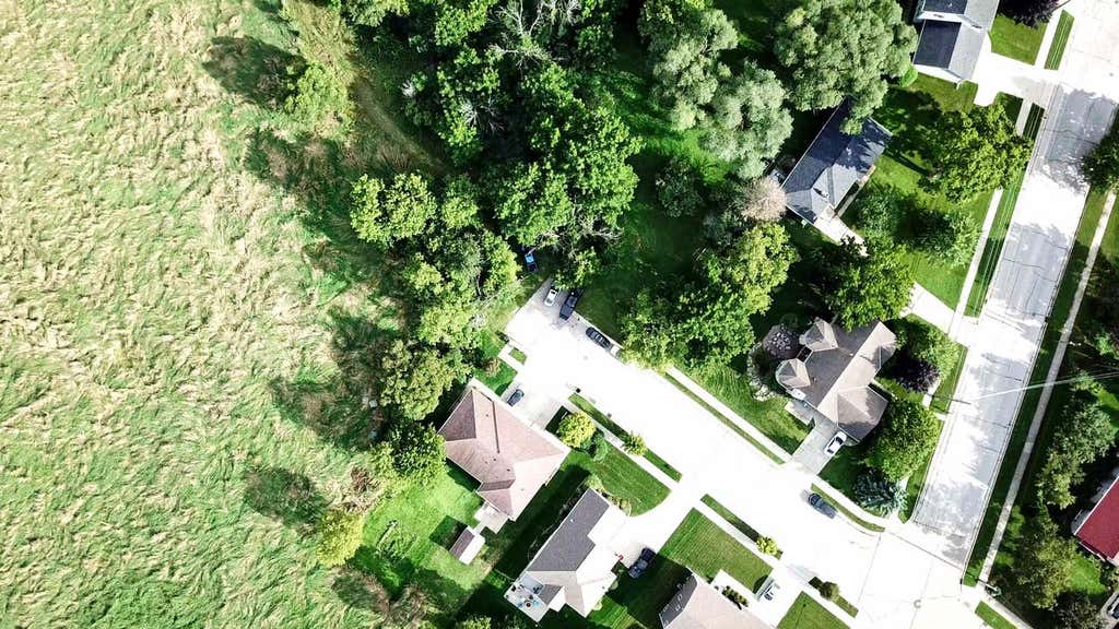 Photo of 325 Sunset DRIVE #330, Hartford, WI 53027 (MLS # 1977114)
