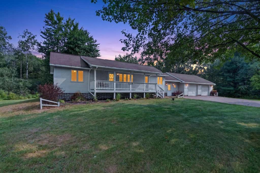 Photo of 1736 Greenfield AVENUE, Wisconsin Rapids, WI 54495 (MLS # 22603938)