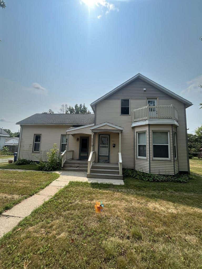 Photo of 907 Single AVENUE, Wausau, WI 54403 (MLS # 22603863)