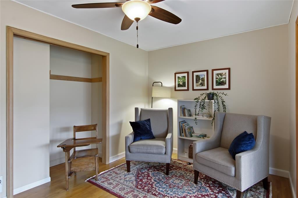 Photo of 230 W Grant AVENUE, Eau Claire, WI 54701 (MLS # 1604055)