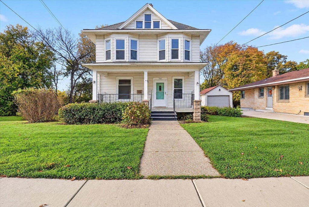 Photo of 720 S Main STREET, Janesville, WI 53545 (MLS # 2035074)