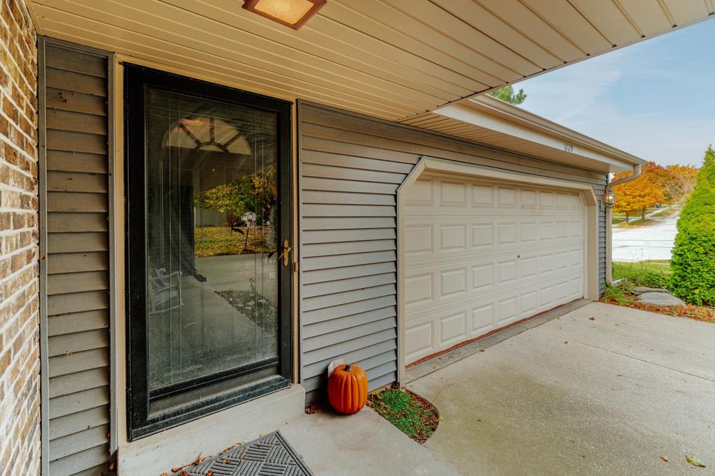 Photo of 1729 Stardust DRIVE #B, Waukesha, WI 53186 (MLS # 1942282)