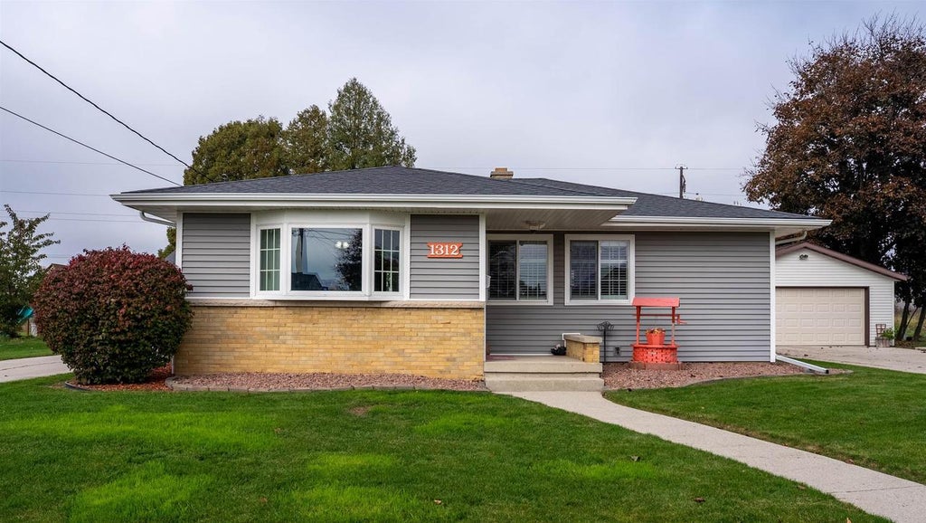 Photo of 1312 Hamann ROAD, Manitowoc, WI 54220 (MLS # 50334850)