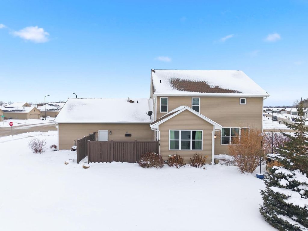 Photo of 4620 N Lightning DRIVE, Appleton, WI 54913 (MLS # 50318912)