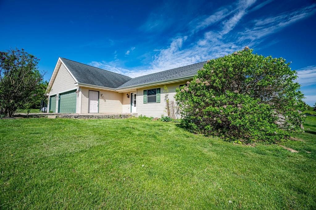 Photo of 438 320th STREET, Knapp, WI 54749 (MLS # 1601535)