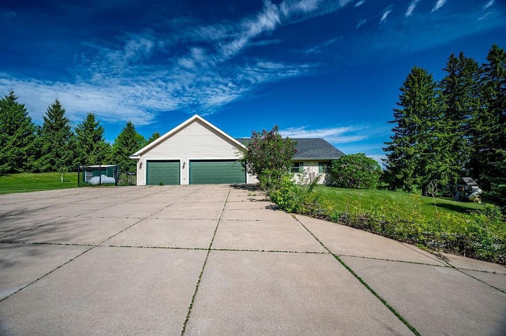 Photo of 438 320th STREET, Knapp, WI 54749 (MLS # 1601535)