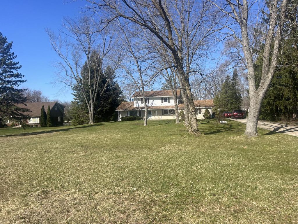 Photo of W170S7011 Southern DRIVE, Muskego, WI 53150 (MLS # 1956695)