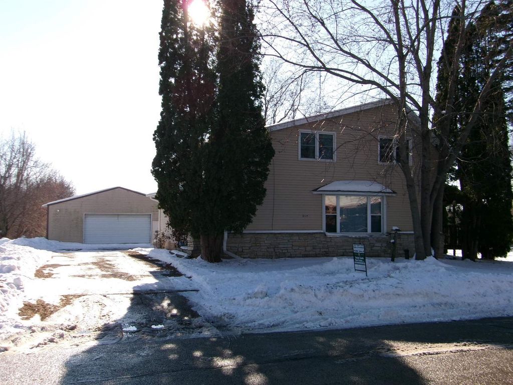 Photo of 307 Washington STREET, Brandon, WI 53919 (MLS # 2013872)