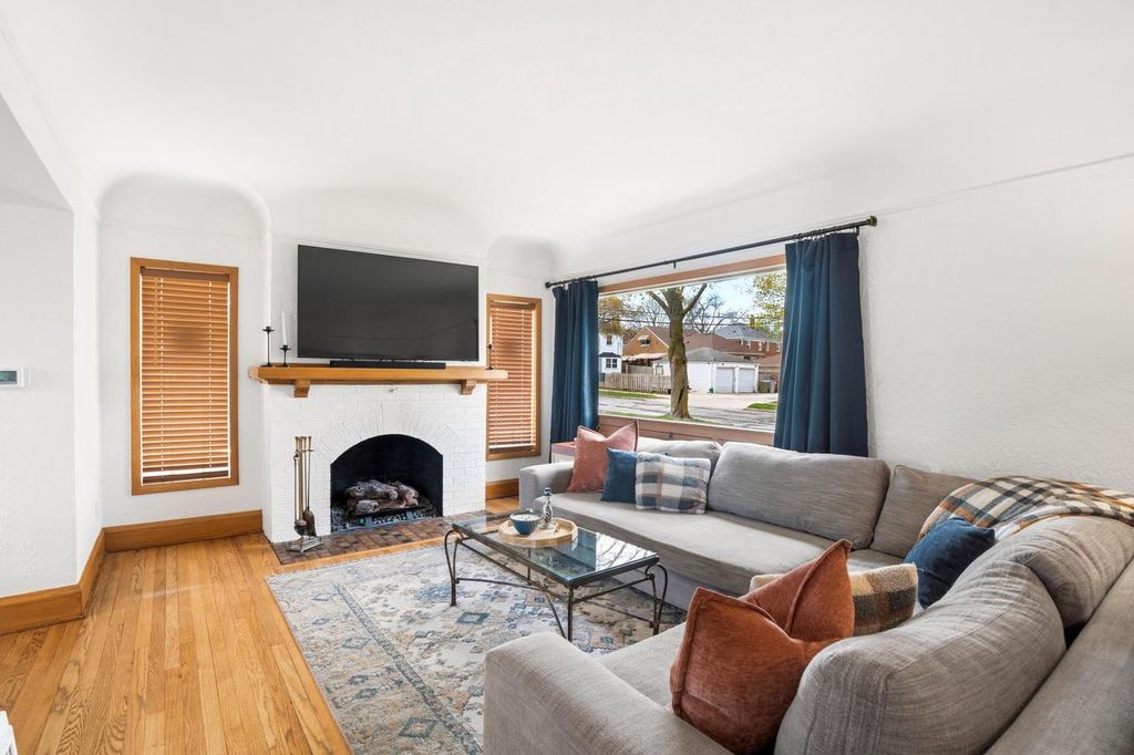 Photo of 3052 S 46th STREET, Milwaukee, WI 53219 (MLS # 1958876)