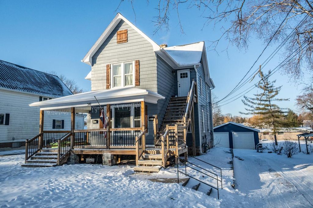 Photo of 341 N Walnut STREET #341A, Mayville, WI 53050 (MLS # 1948616)