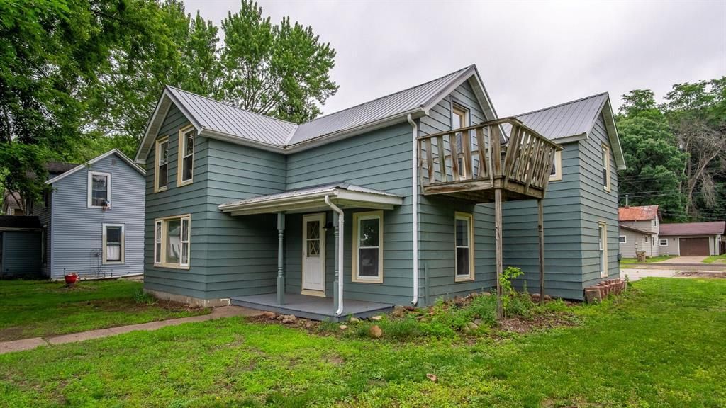 Photo of 509 Grove STREET #1-2, Chippewa Falls, WI 54729 (MLS # 1602360)