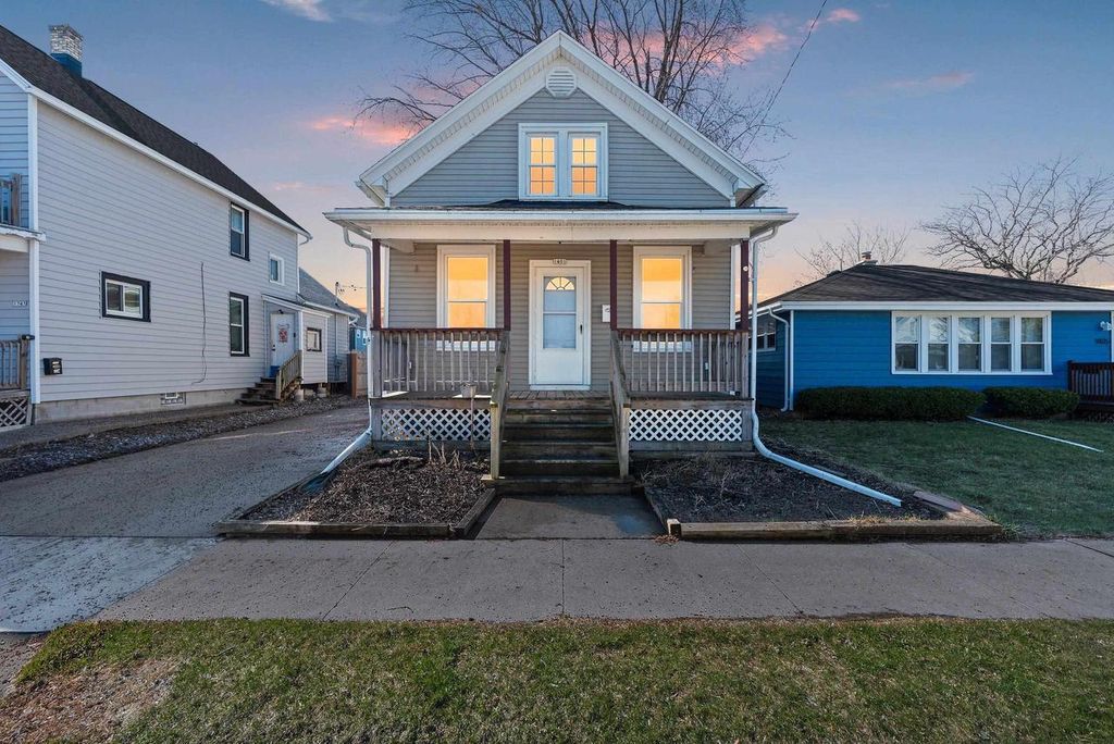 Photo of 1401 Heermann COURT, Sheboygan, WI 53081 (MLS # 50323704)