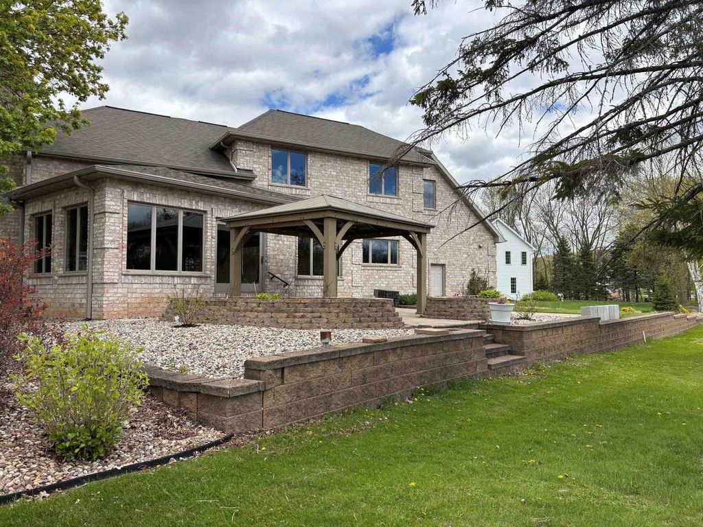 Photo of W5085 Fox LANE, Sherwood, WI 54169 (MLS # 50325517)